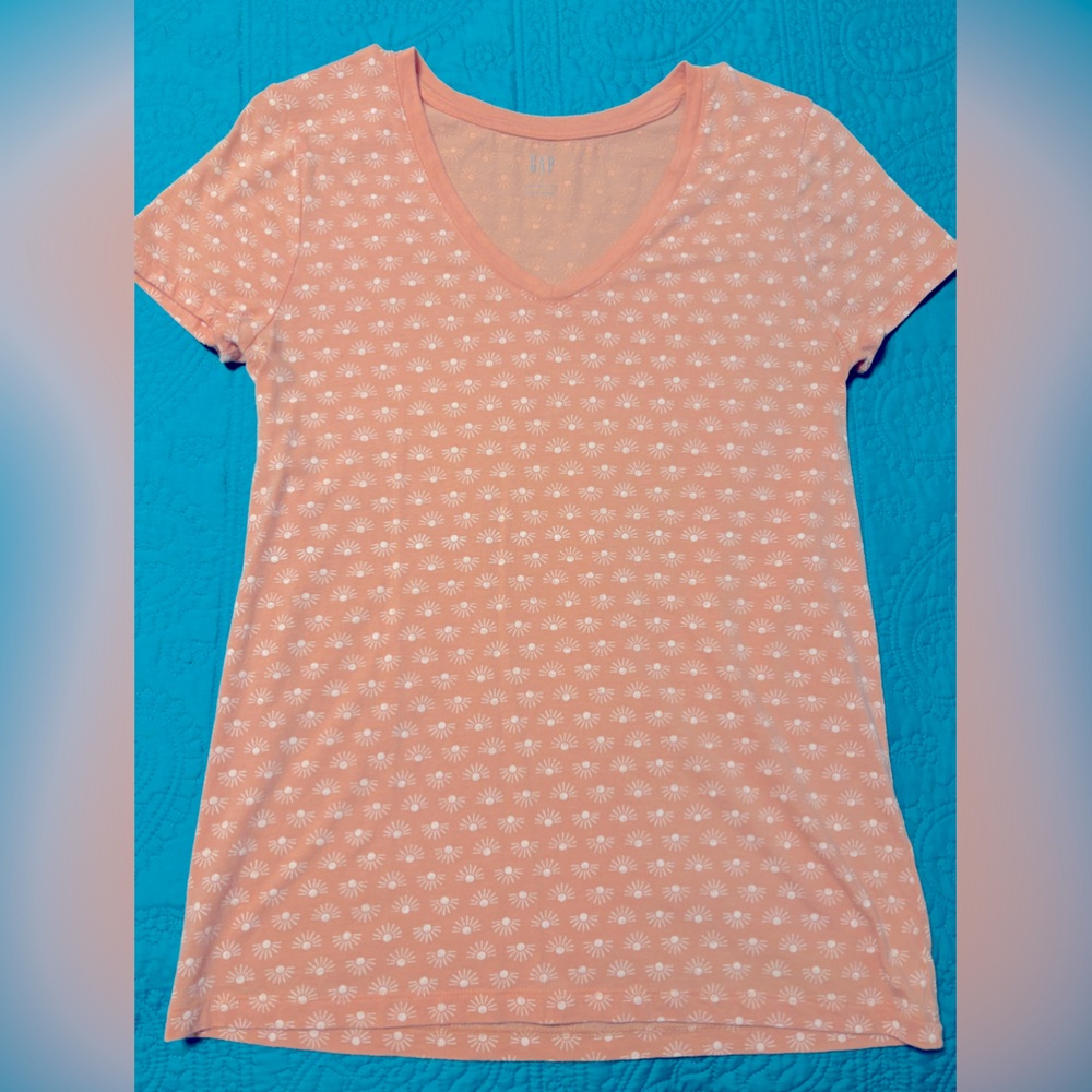 Gap t shirt